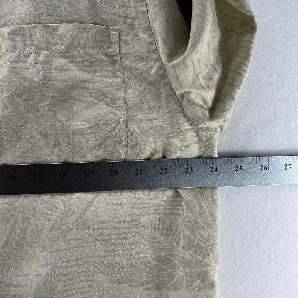 Tommy Bahama Hawaiian Shirt Mens Size Large Floral Jacquard Textured Silk Beige - Picture 9 of 10